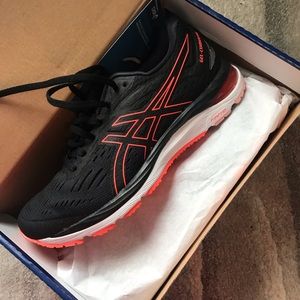 Sz 9 ASICS Gel-Cumulus 20